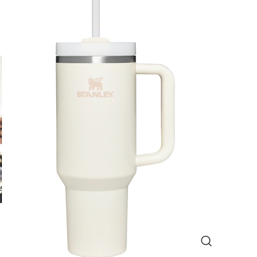 NWT Stanley Quencher H2.0 Tumbler, Cream, 40oz